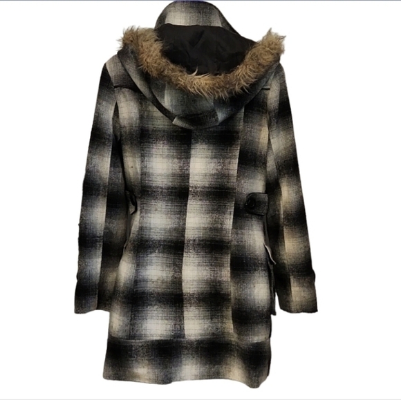 LAST Kiss Flannel Faux Fur Trimmed Hooded Jacket - Picture 3 of 9